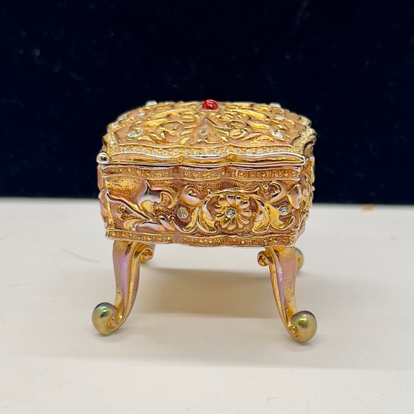 Amazing Footed Metal Jeweled Gold Tone Enameled Jewelry/Trinket Box - Picture 3 of 8